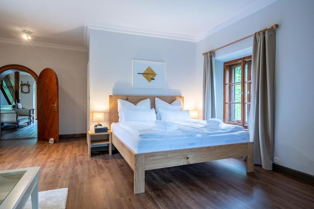 Gaestehaus Golf Club Gut Murstaetten Lebring ภายนอก รูปภาพ